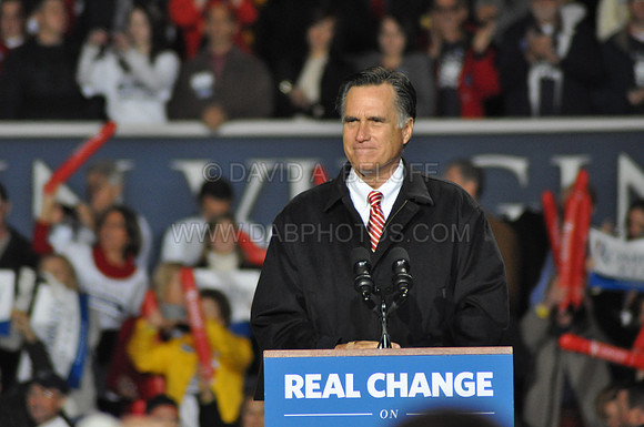 Mitt Romney at VB Amp 11-1-12 Photo credit David A. Beloff (211)