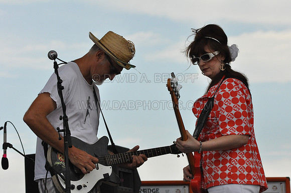 Southern culture on the skids at American music festival 9-1-12 -cright D Beloff (30)