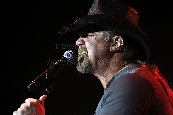 `TRACE ATKINS at Portsmouth Amphitheater 9-1-11-Photo credit David A. Beloff-2