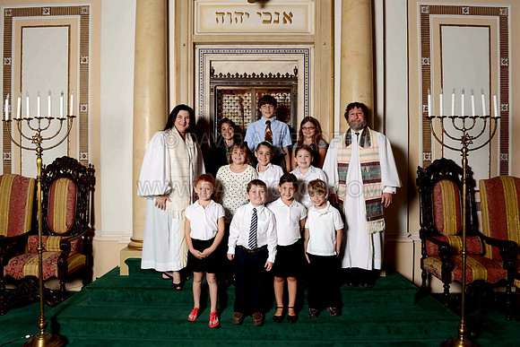 Ohef Shalom Consecration class 9-27-13 Photo cr DAVID BELOFF 034x-low res
