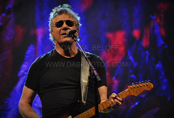 Steve Miller Band at ODU Ted 4-29-11 -Photo cright David A. Beloff 2011-04-29 026a