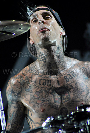 `BLINK 182 In Concert at Virginia Beach Amphitheater September 18, 2011 2011-1