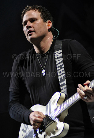 `BLINK 182 In Concert at Virginia Beach Amphitheater September 18, 2011 2011-3